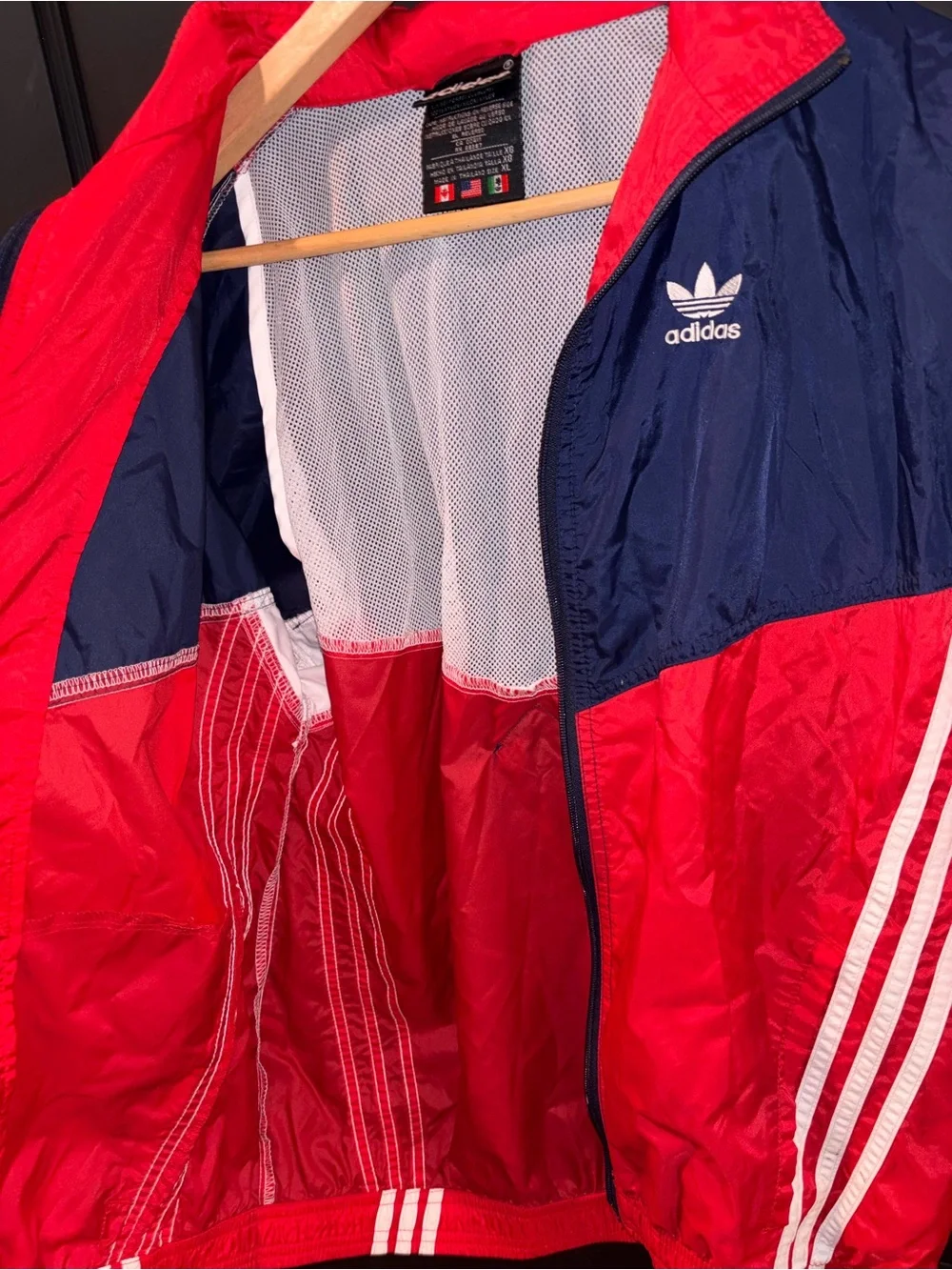 Vintage Adidas Originals Trefoil Windbreaker Jacket Hooded Red Blue XL
